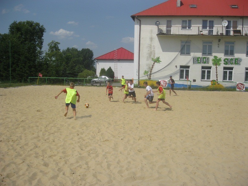 Turniej podsatwówek beach soccer