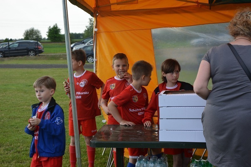 jubileusz V lecia szkółki piłkarskiej GOKSir w Lipcach Reymontowskich 21 maja 10