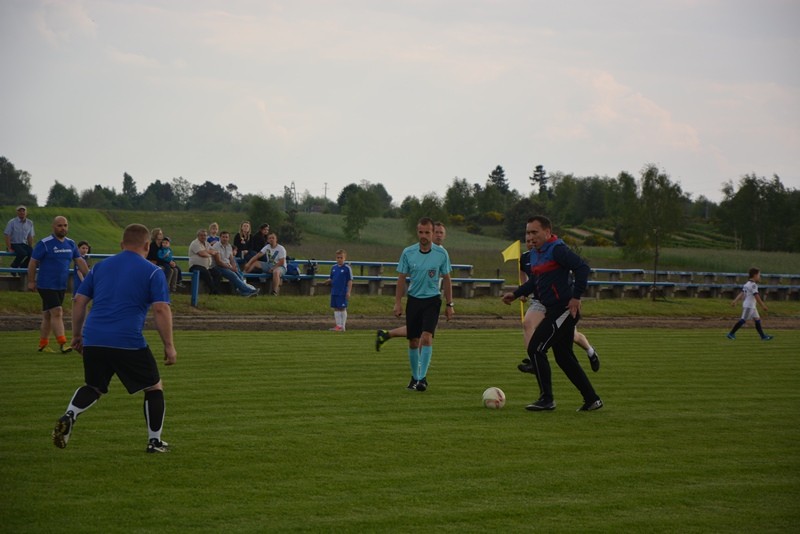 jubileusz V lecia szkółki piłkarskiej GOKSir w Lipcach Reymontowskich 21 maja 13