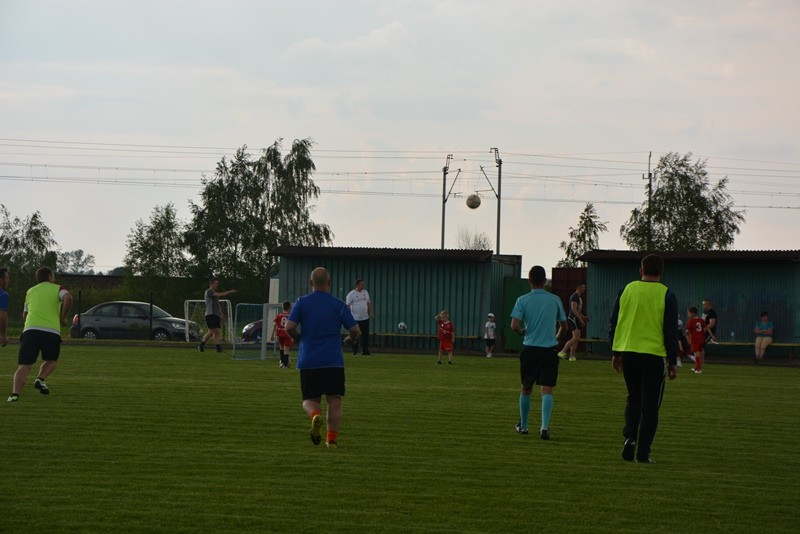 jubileusz V lecia szkółki piłkarskiej GOKSir w Lipcach Reymontowskich 21 maja 16