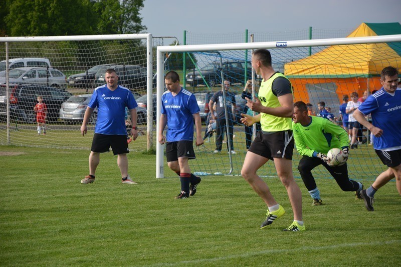 jubileusz V lecia szkółki piłkarskiej GOKSir w Lipcach Reymontowskich 21 maja 28